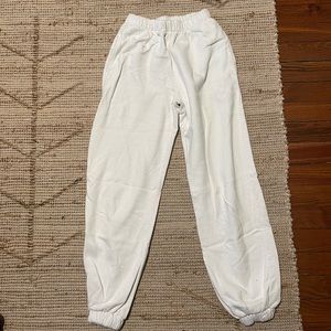 Brandy Melville Rosa Sweatpants